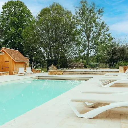 Maison De La Vallee, Parc De La Fage Journiac