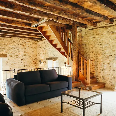 Maison De La Vallee, Parc De La Fage 度假居 *